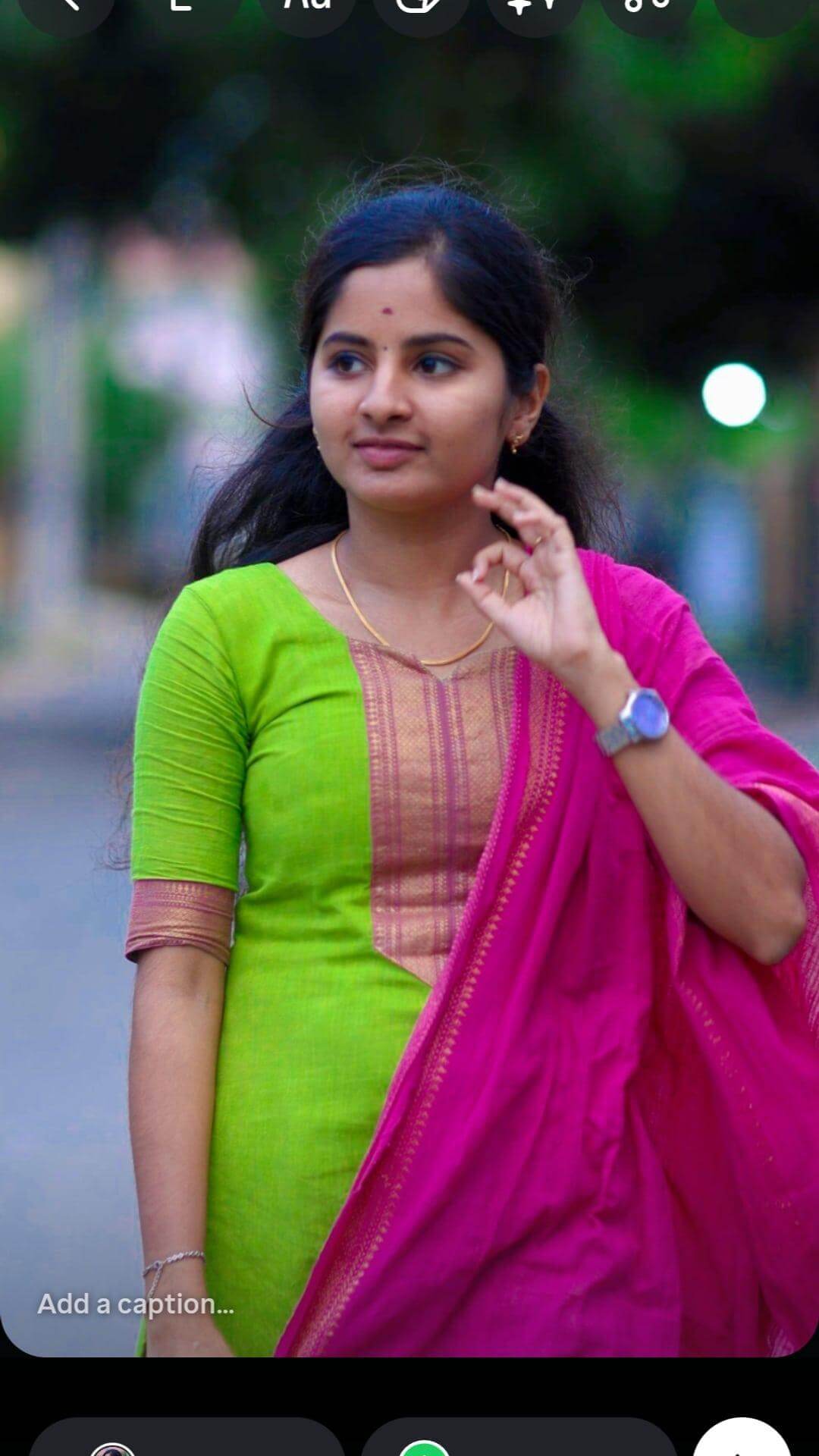 Parrot Green Mangalagiri Cotton