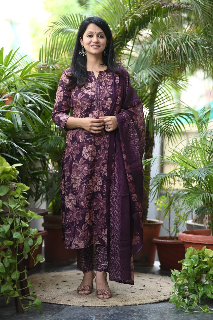 Ajrakh print Minimal work