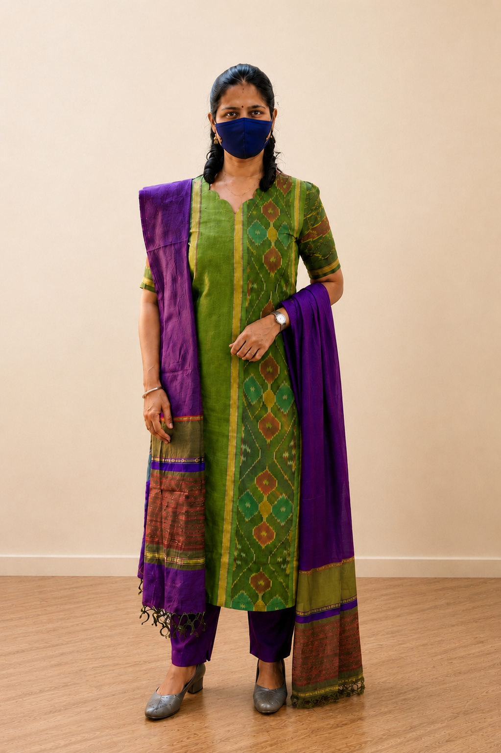 Scalop Neck Silk Salwar
