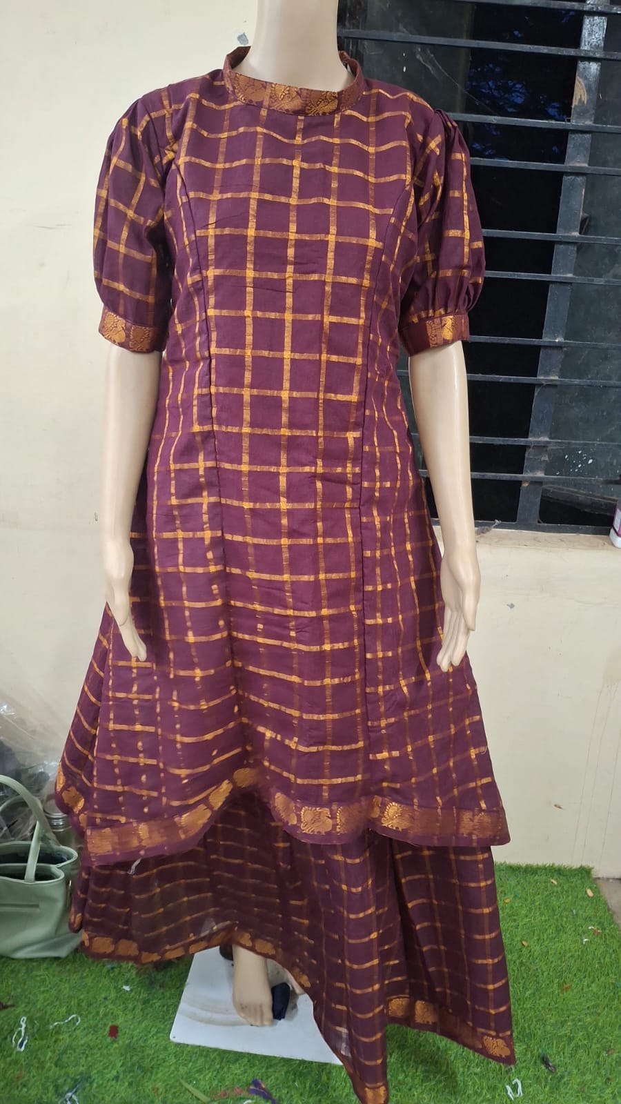 Maroon Puff sleeve Skirt and top