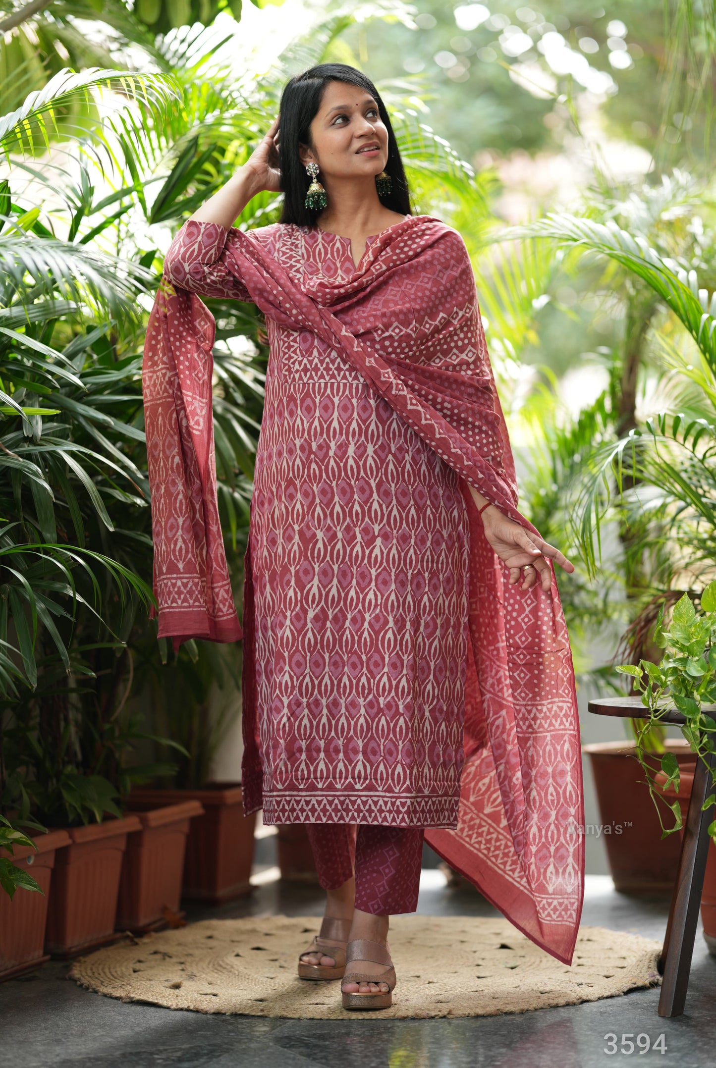 Mauve Hand Block
