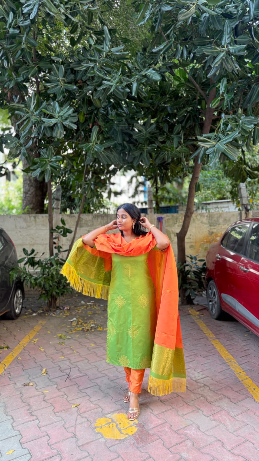 Kolam Design silk Salwar