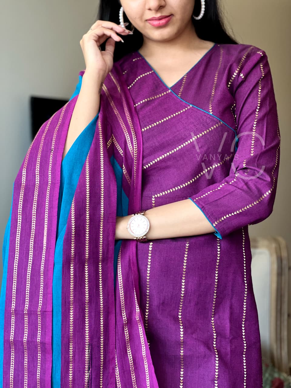 Self thread embroidery