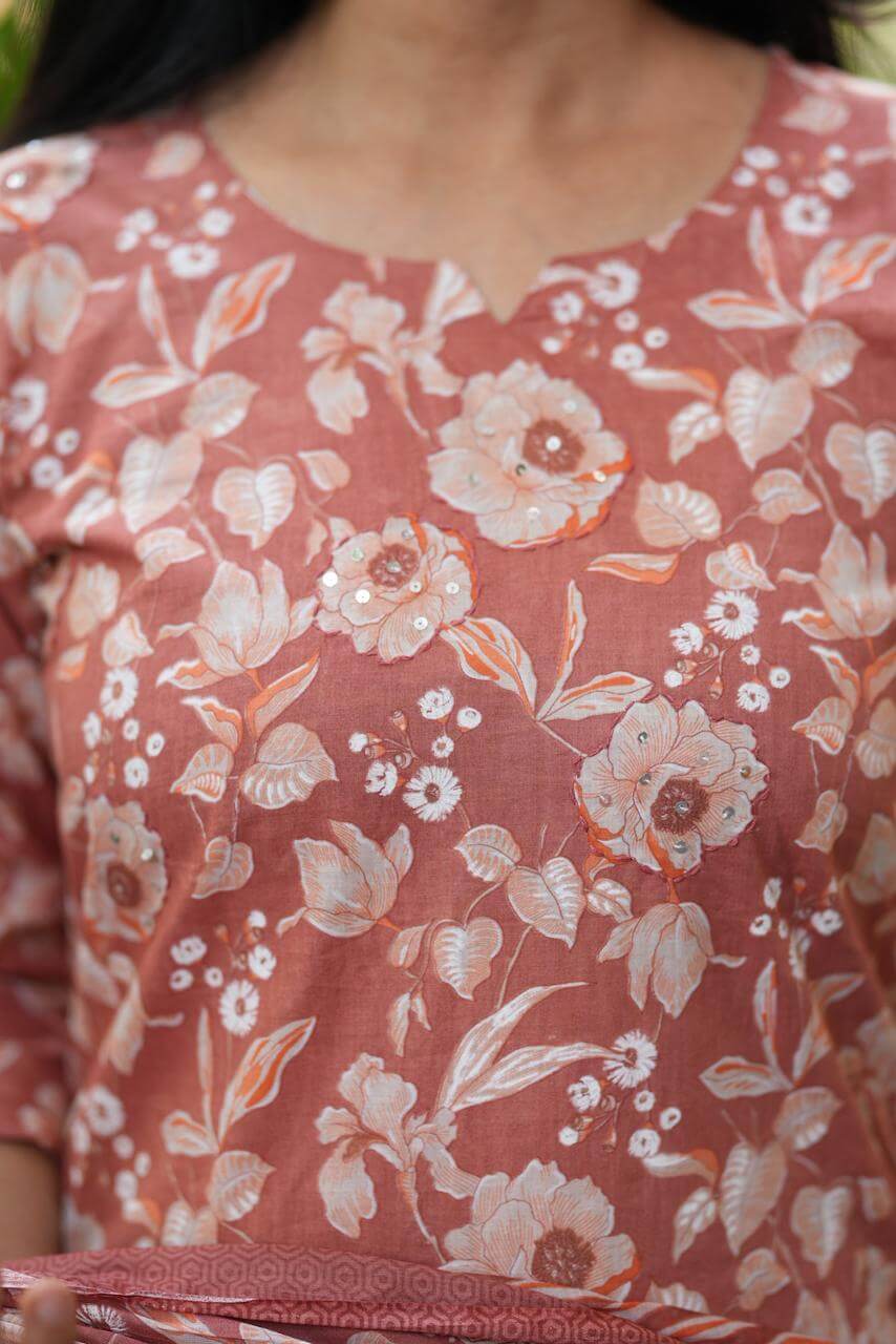 Rust Floral pastel