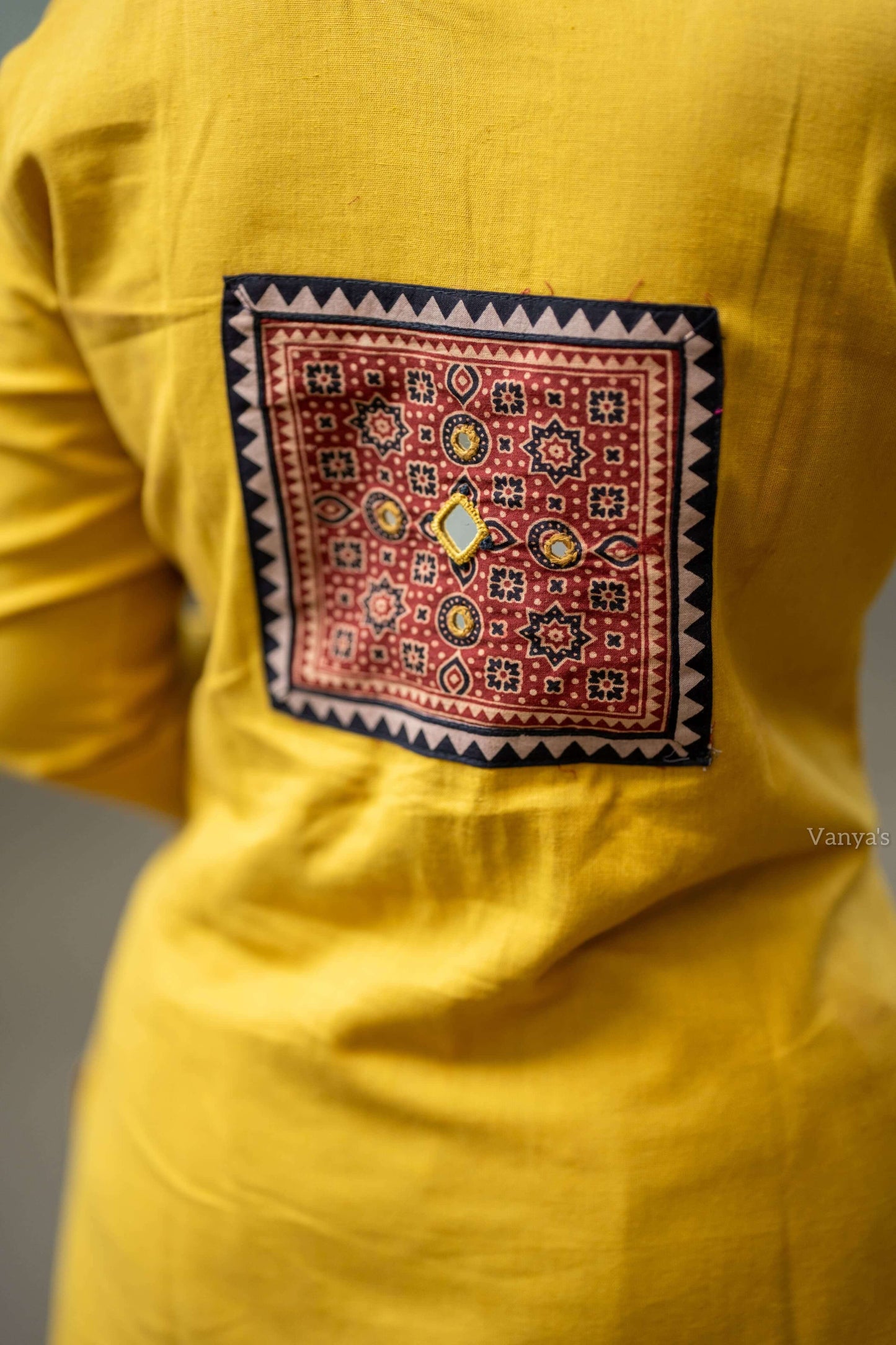 Soild Yellow straight-cut