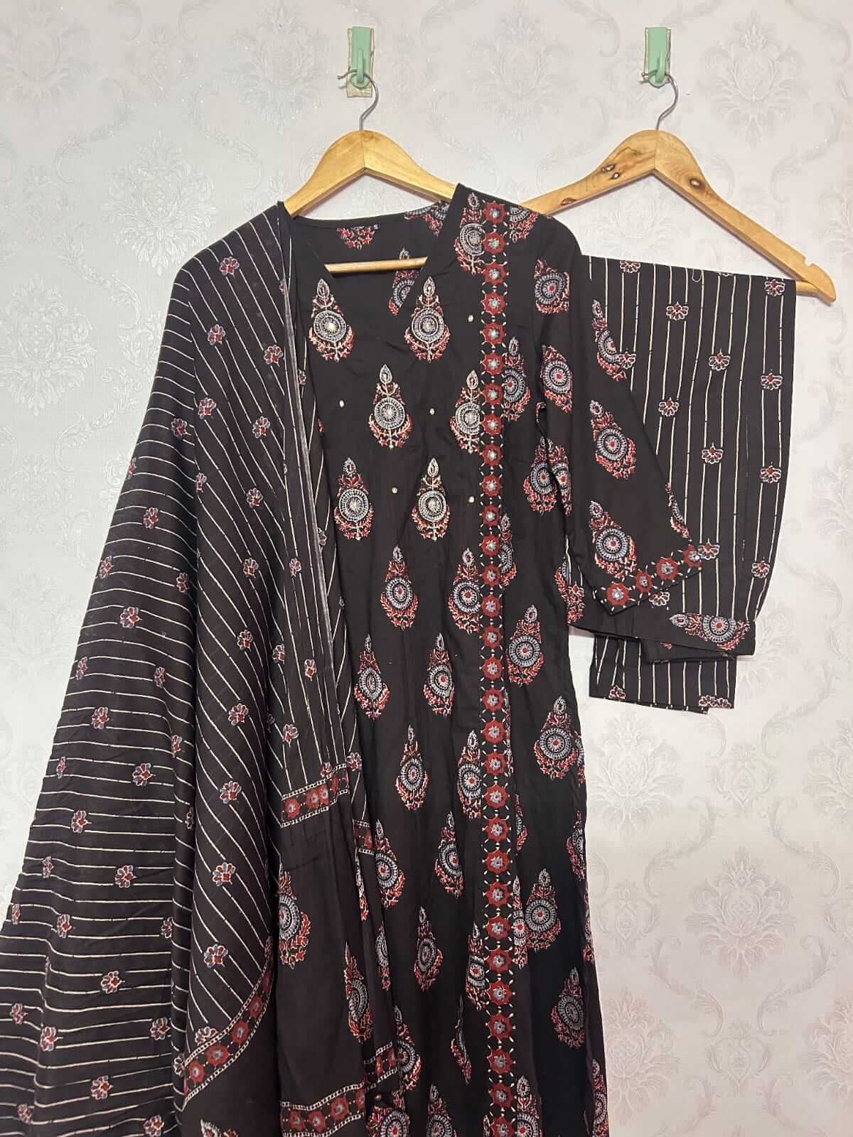 V Neck with handwork