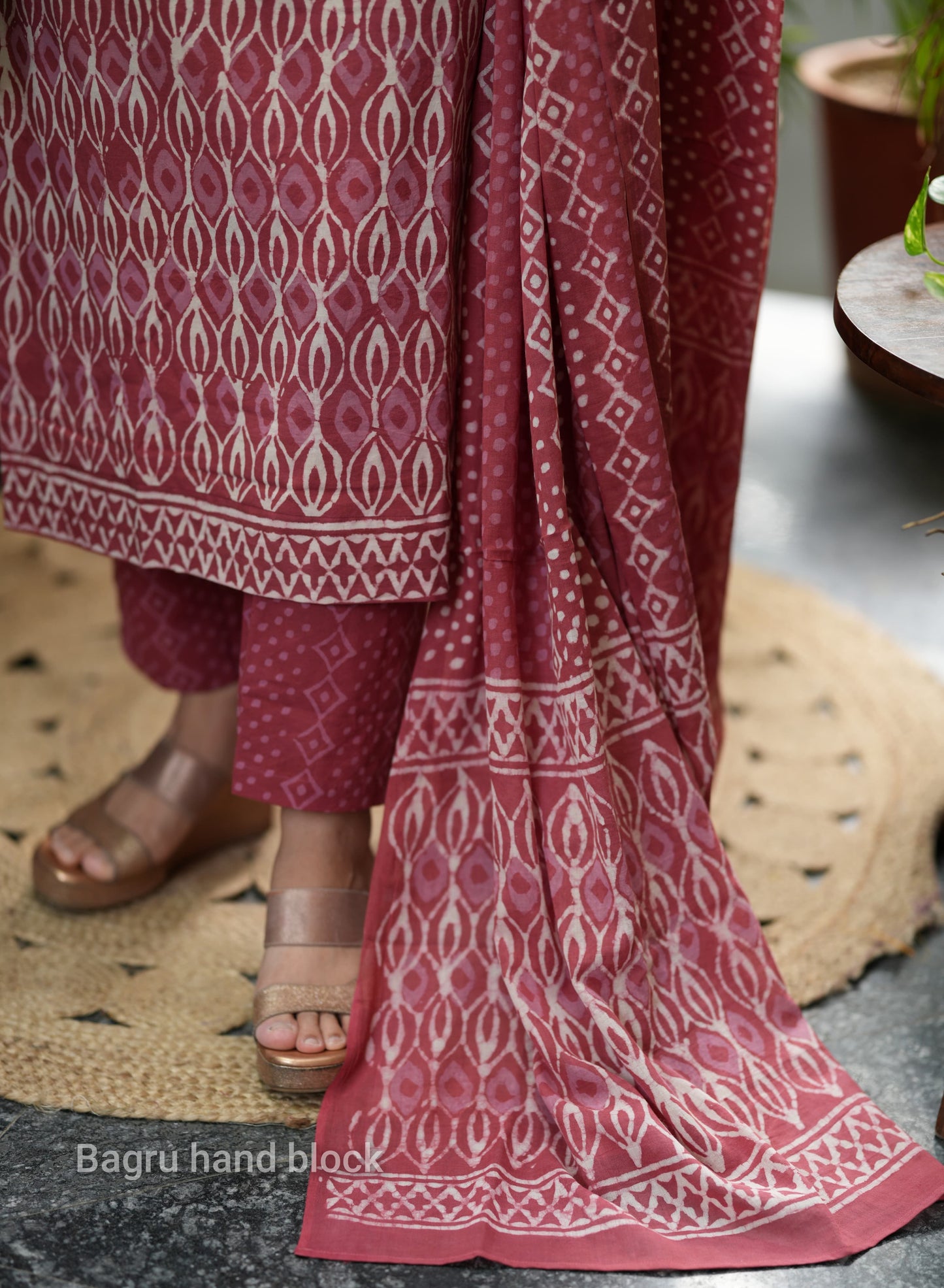 Mauve Hand Block