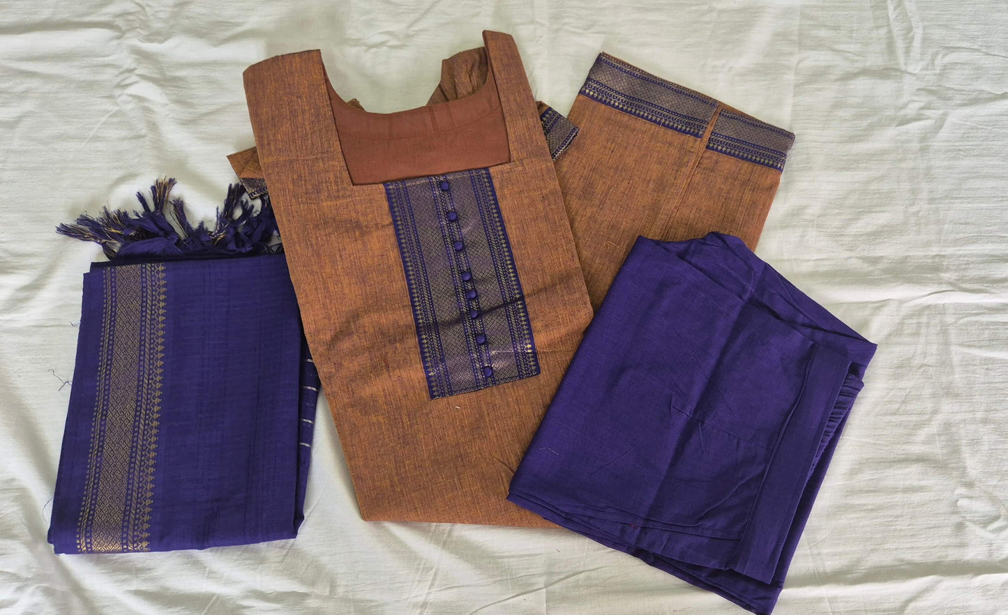 Square Neck Mangalagiri set