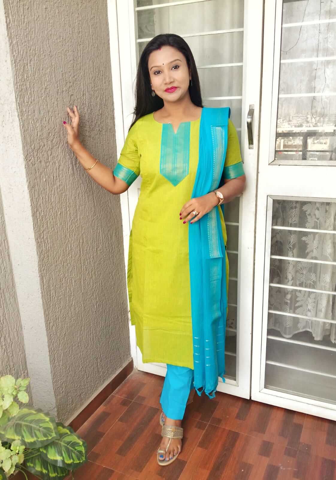 Traditional Green & Blue