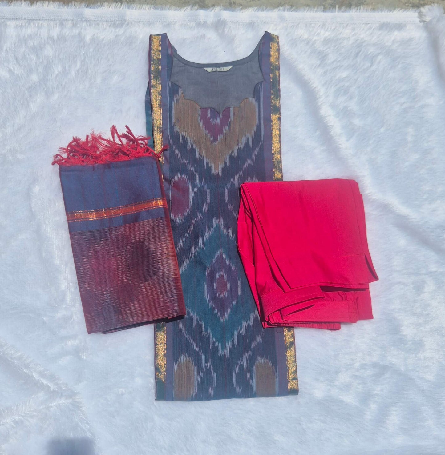 Scallop Silk Suit