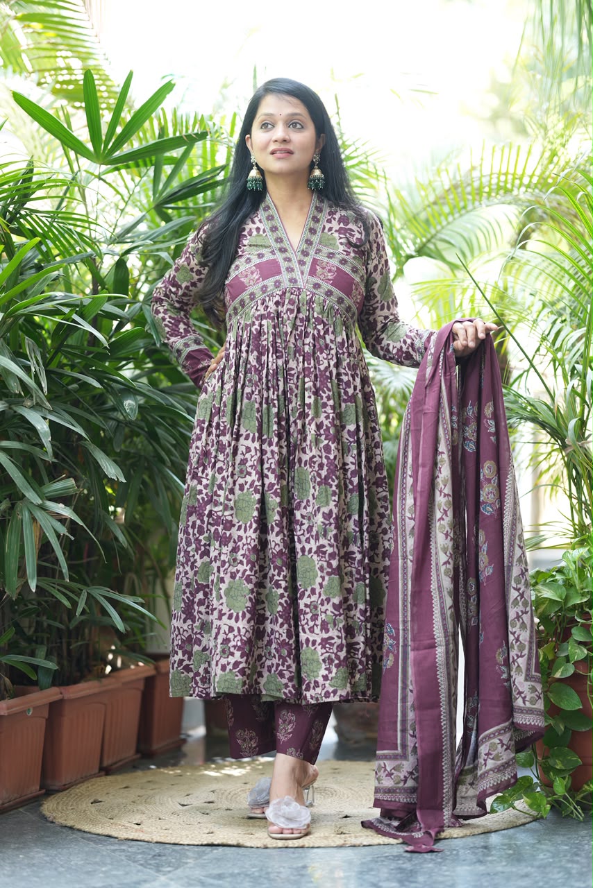 Aalia Anarkali
