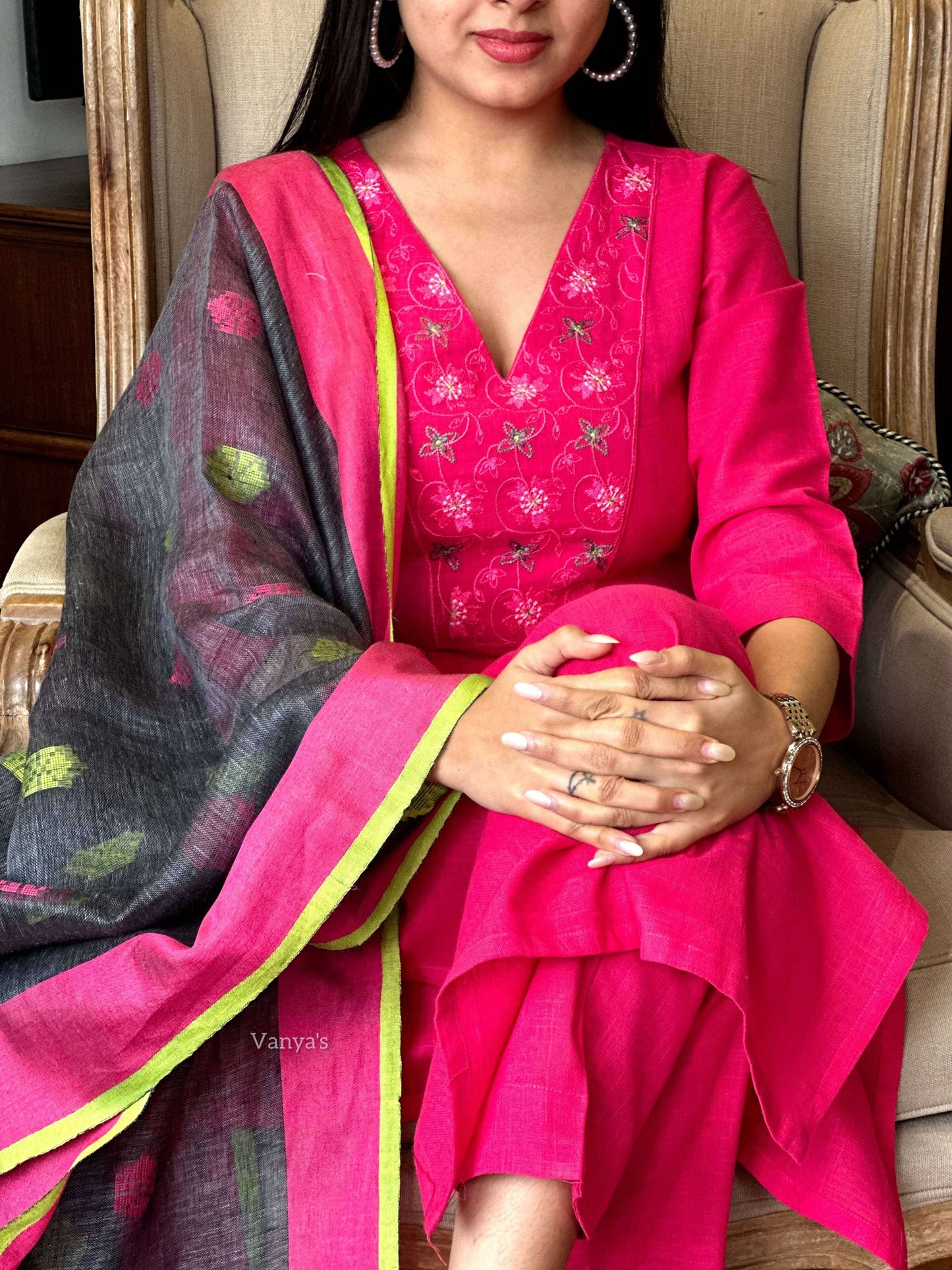 Rani Pink Embroidery & Linen duppata