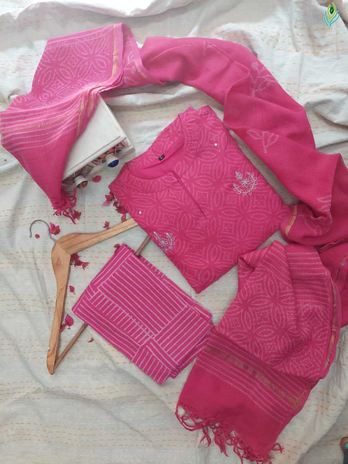 Weaves Hand Block 10