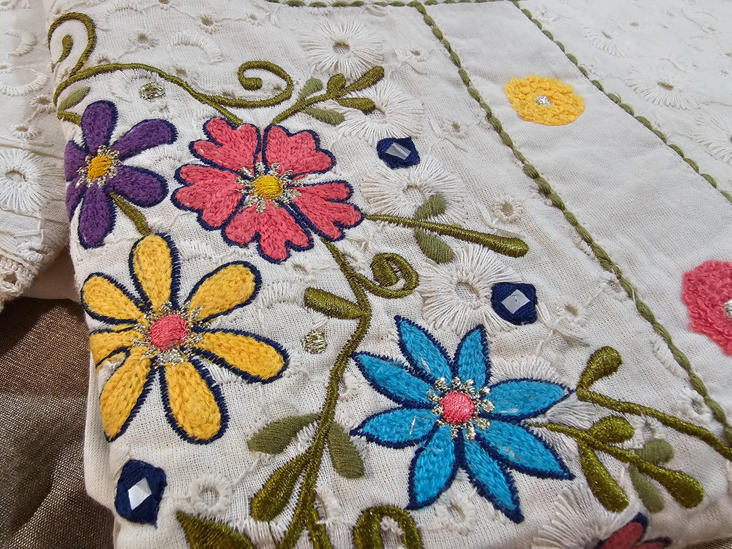 Schiffle chickan fabric