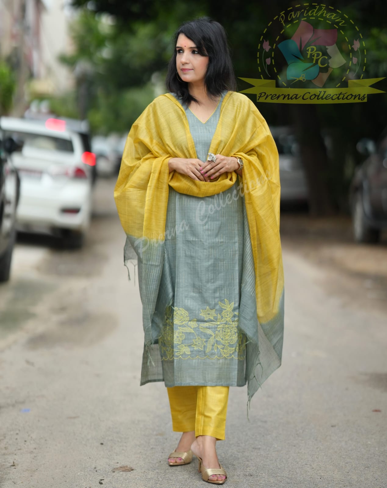 Embroidery with Handloom Weaved