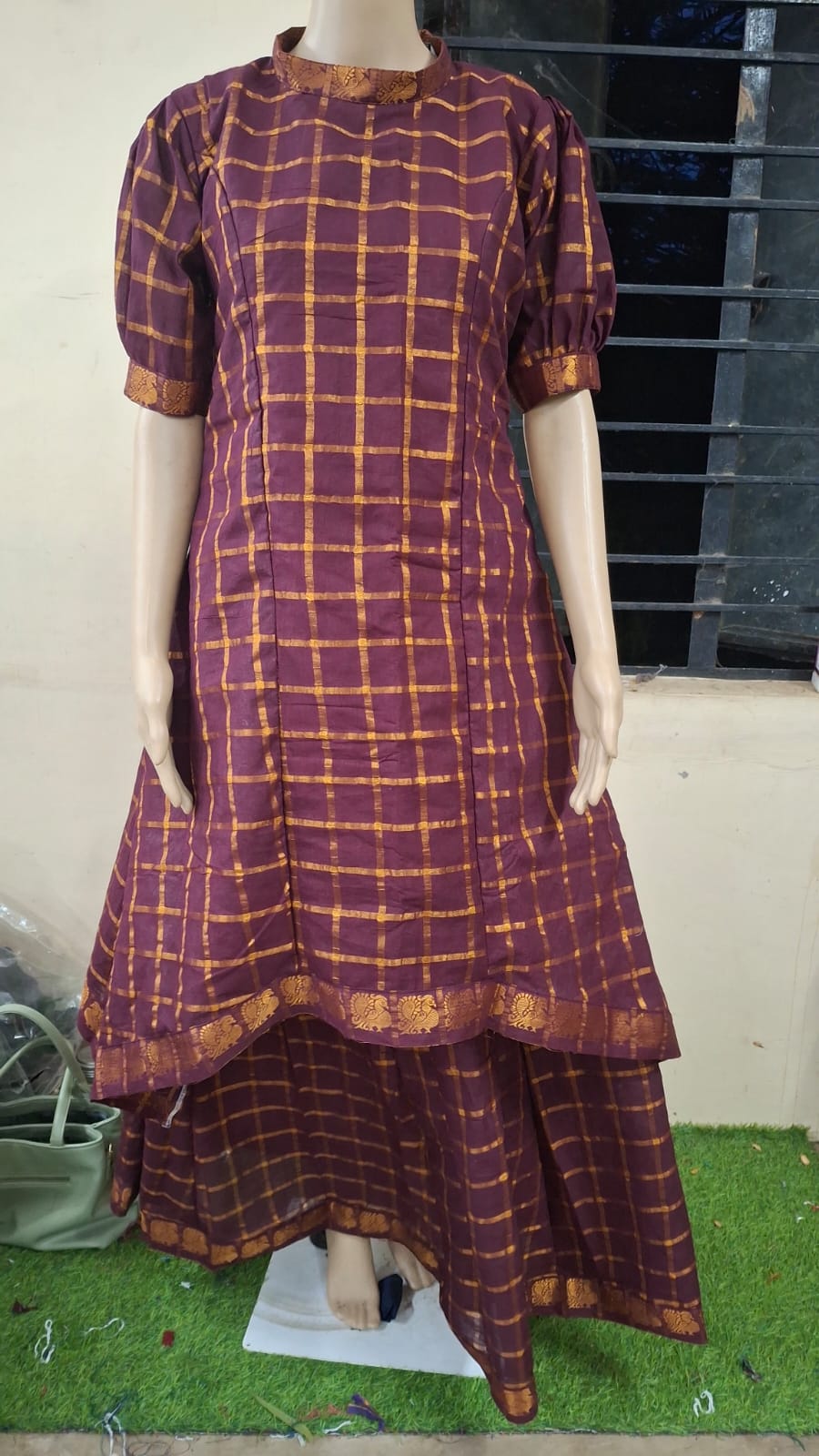 Maroon Puff sleeve Skirt and top