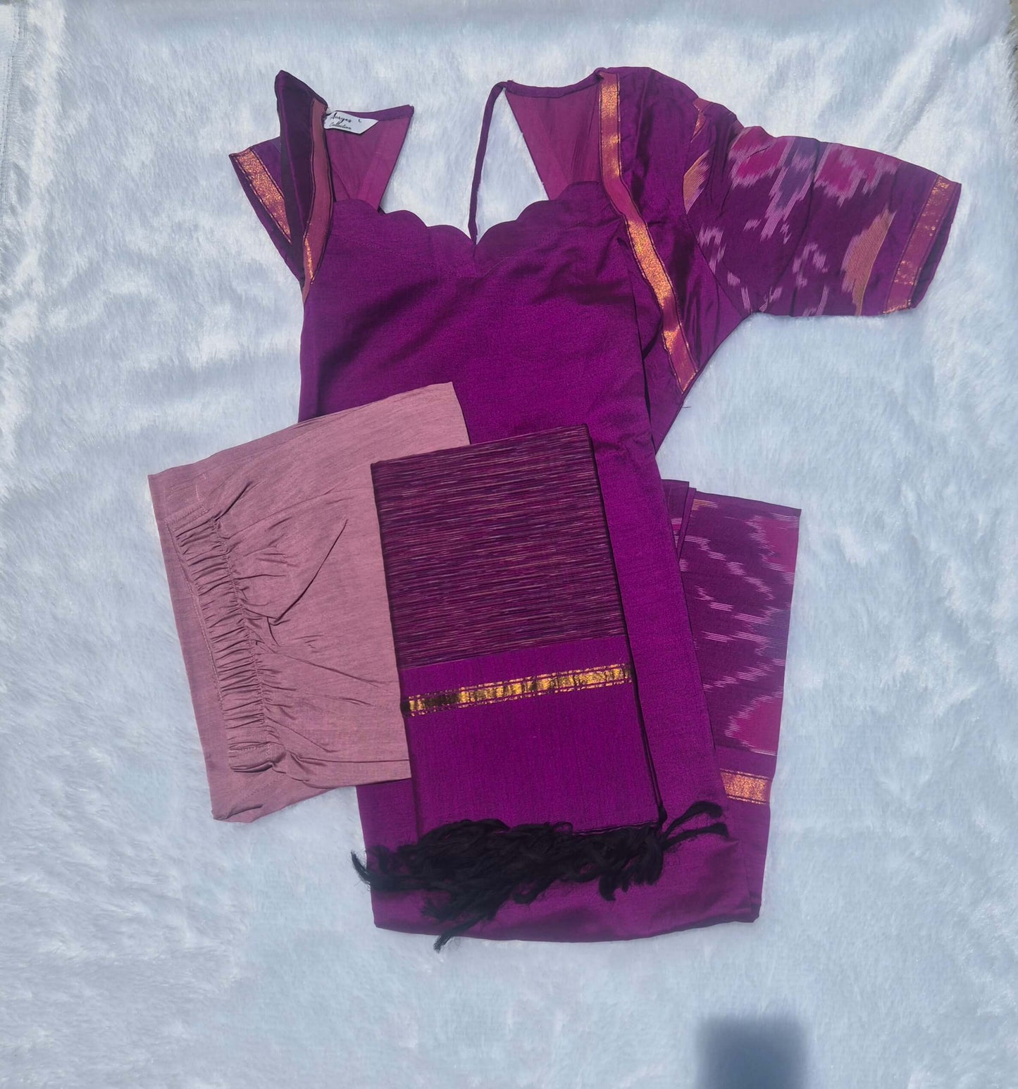 Scallop neck Silk