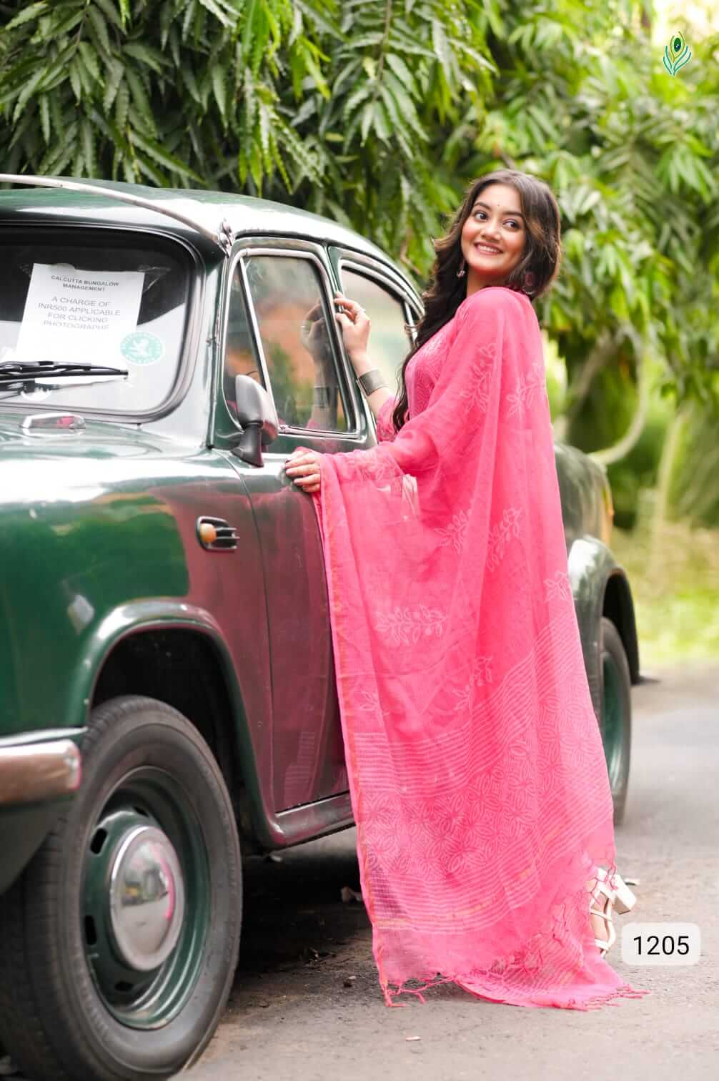 Weaves Hand Block 10