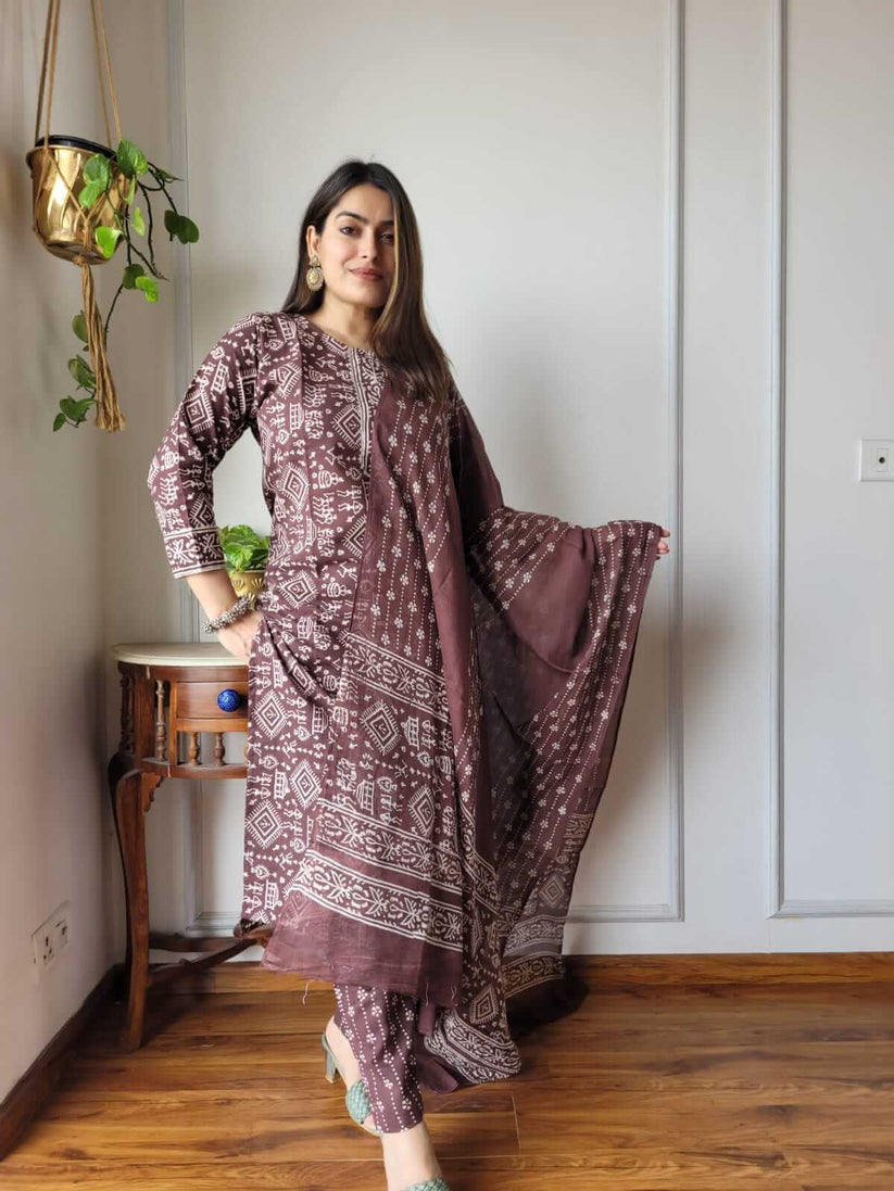 Hand block suit- 3 – Aaryes Collection