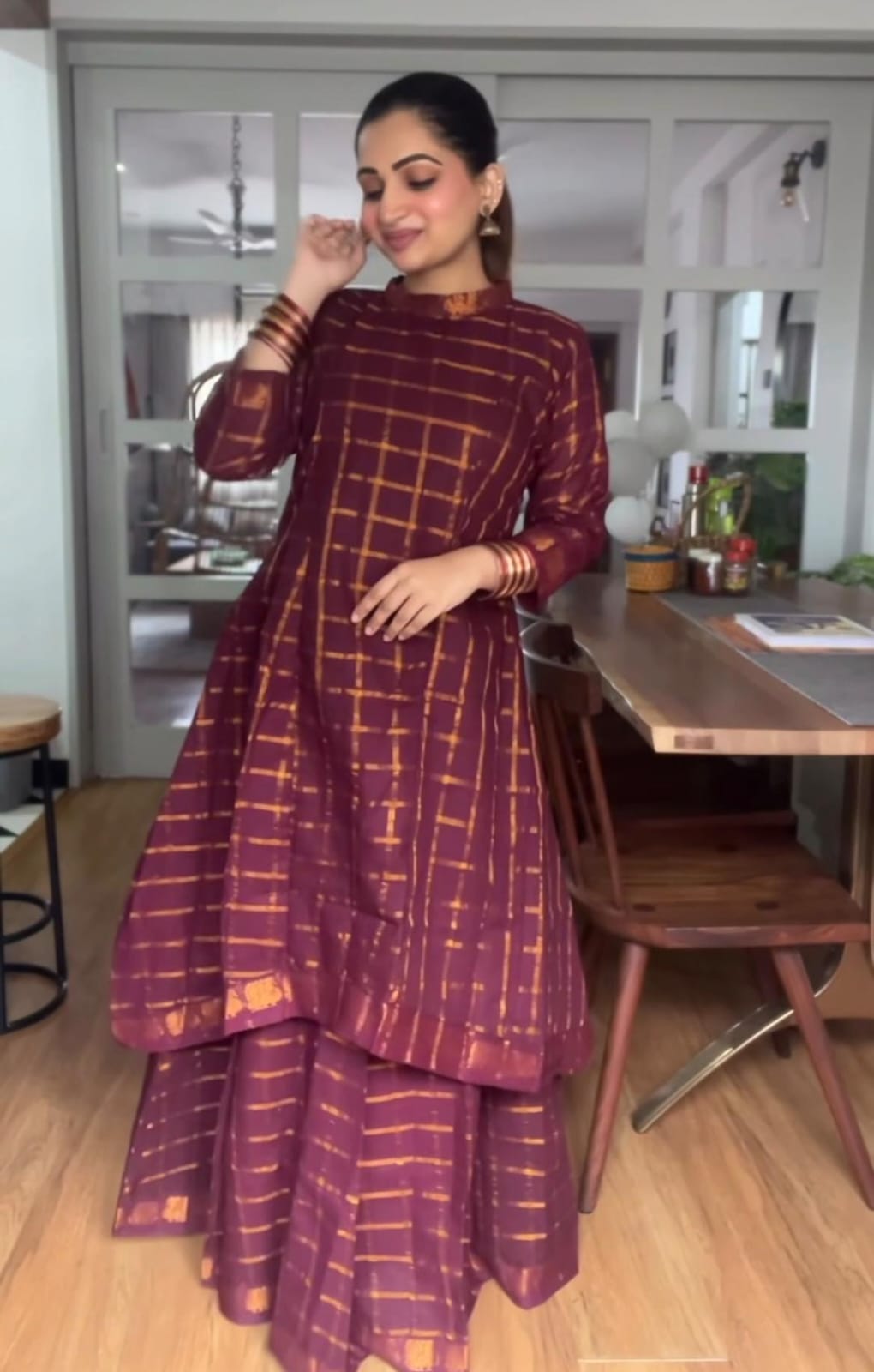 Elbow Sleeves Sungudi Skirt & Top