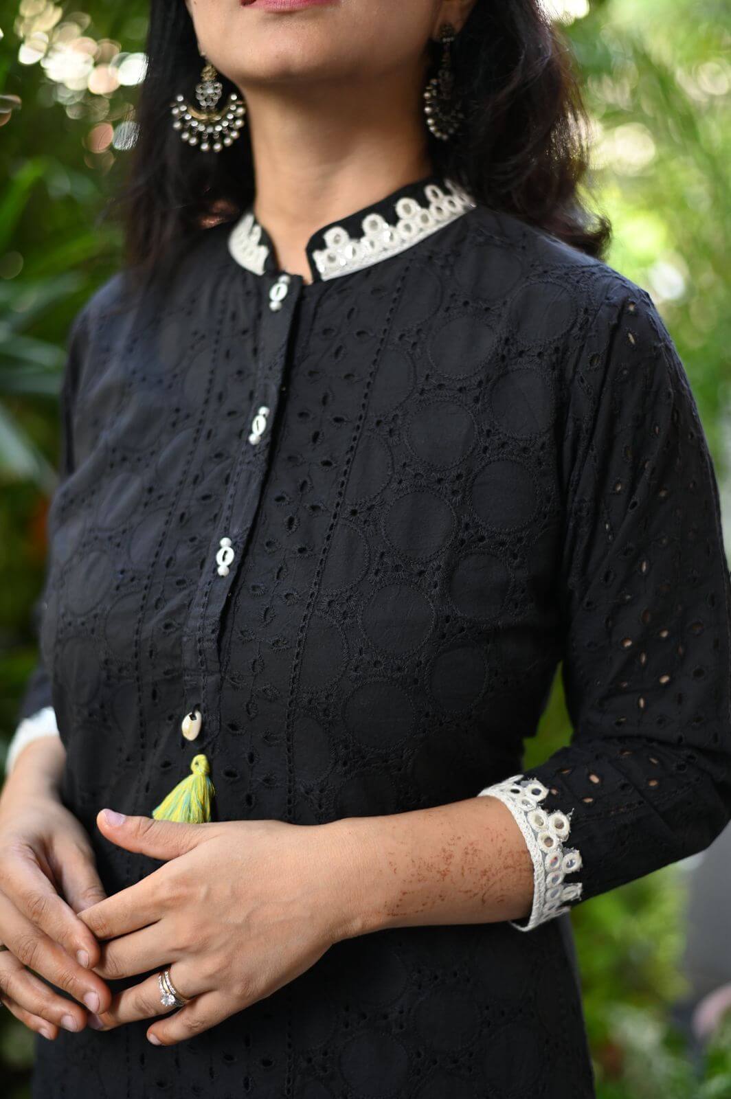 Hakoba with Cutwork - Black