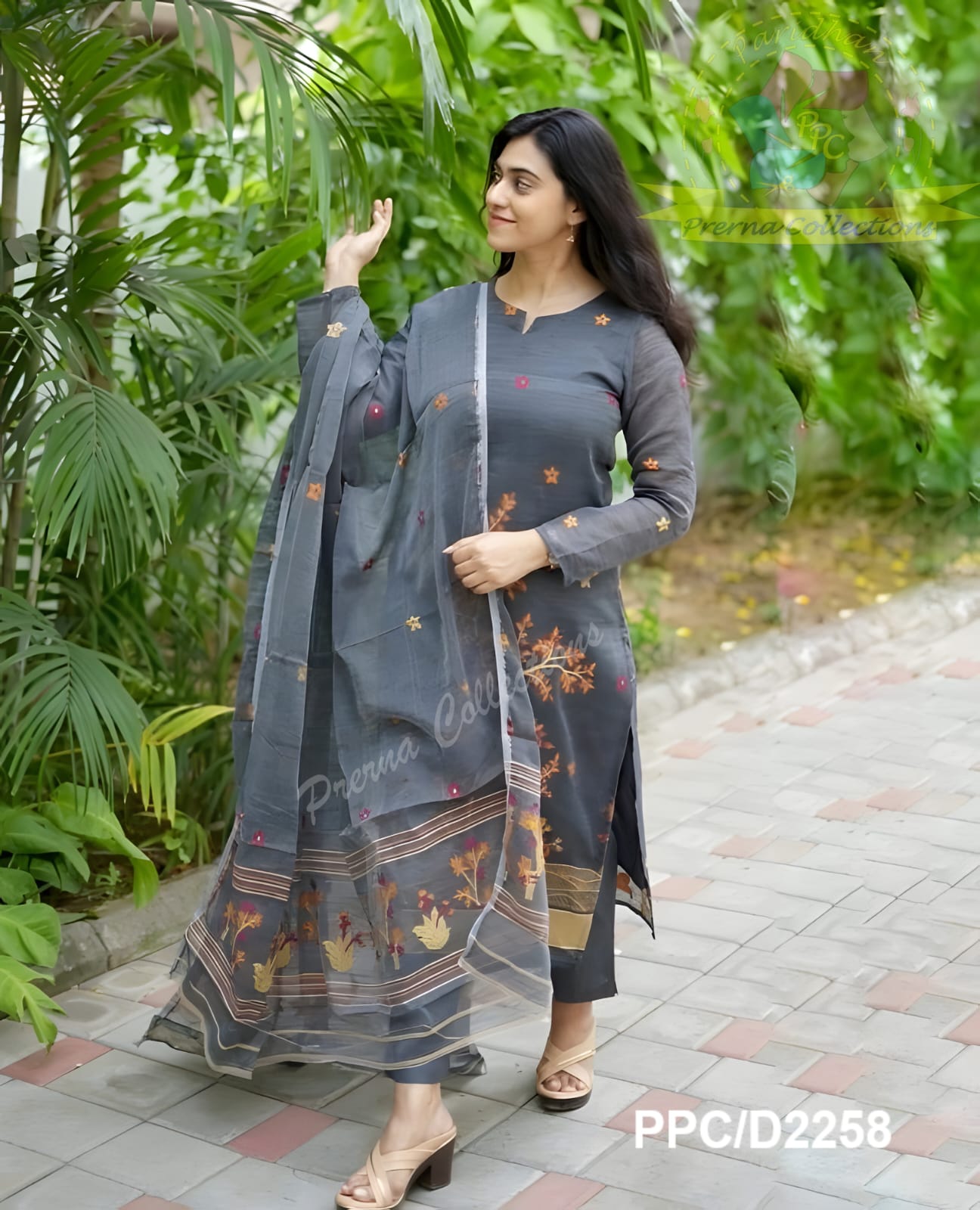 Grey jamdani Suit