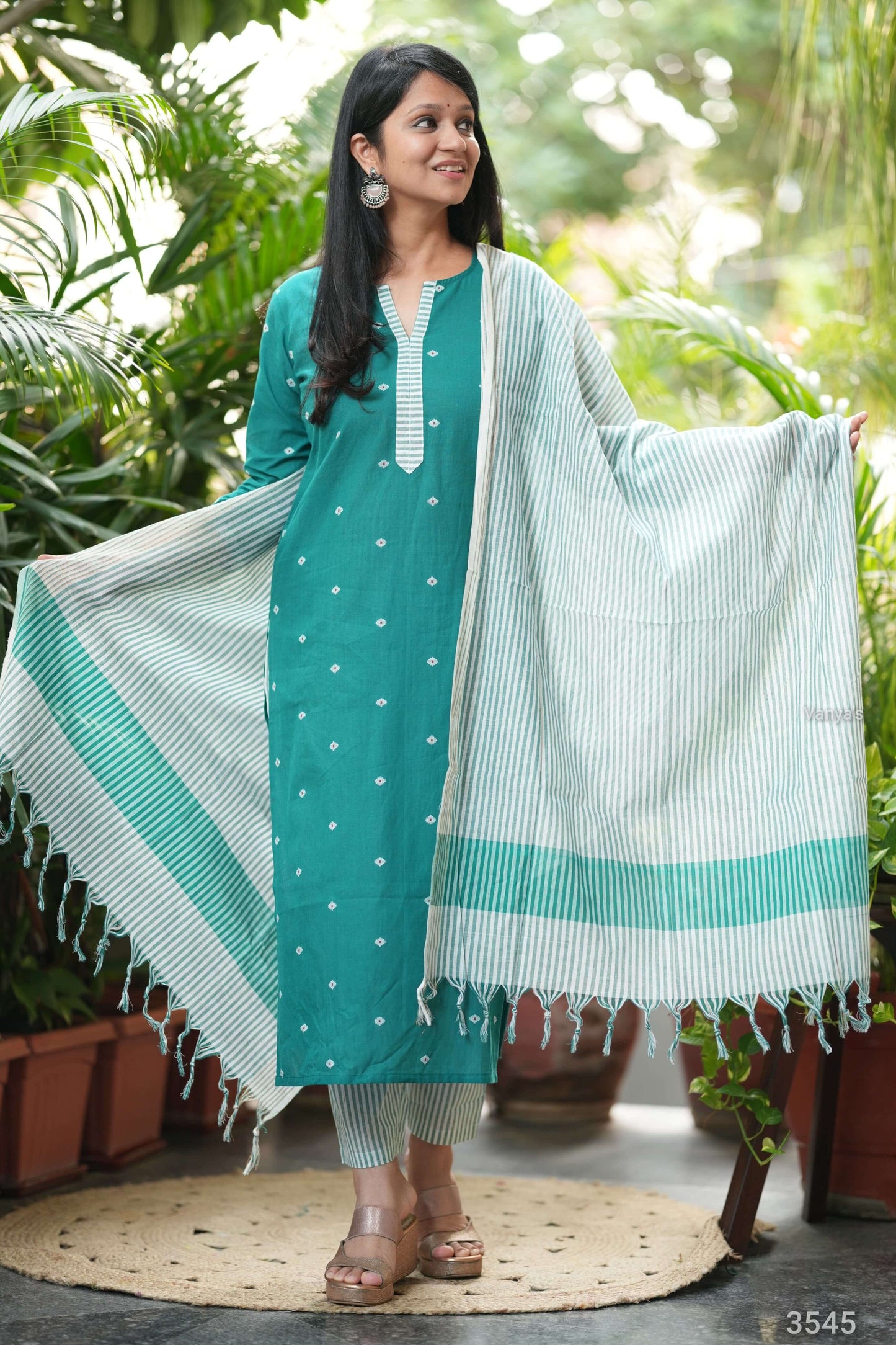 Turquoise Green Naryani Handloom