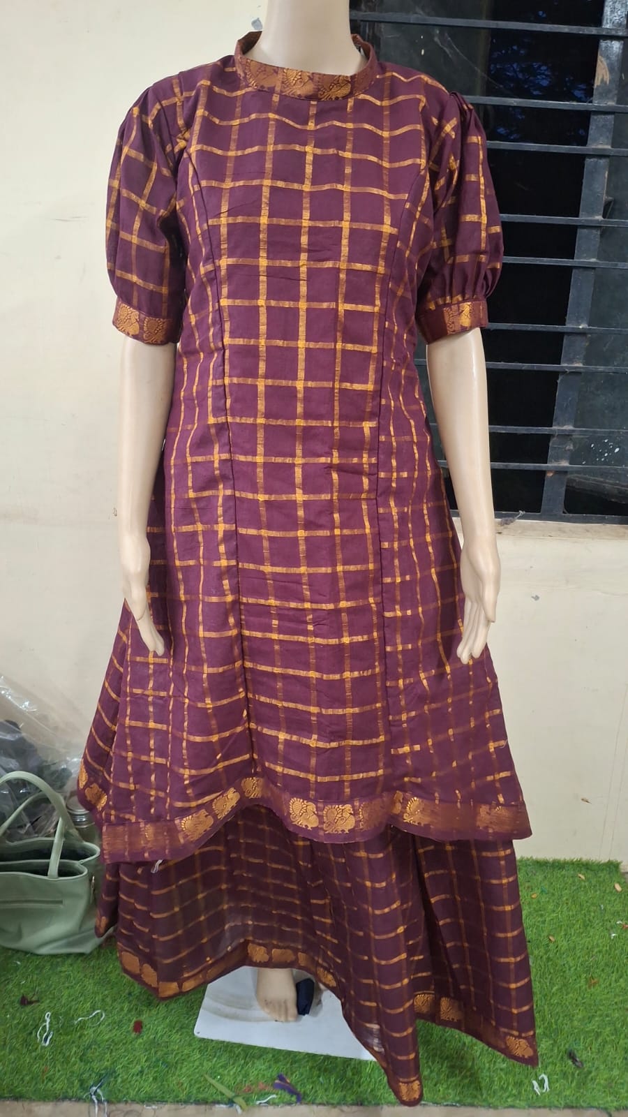 Maroon Puff sleeve Skirt and top