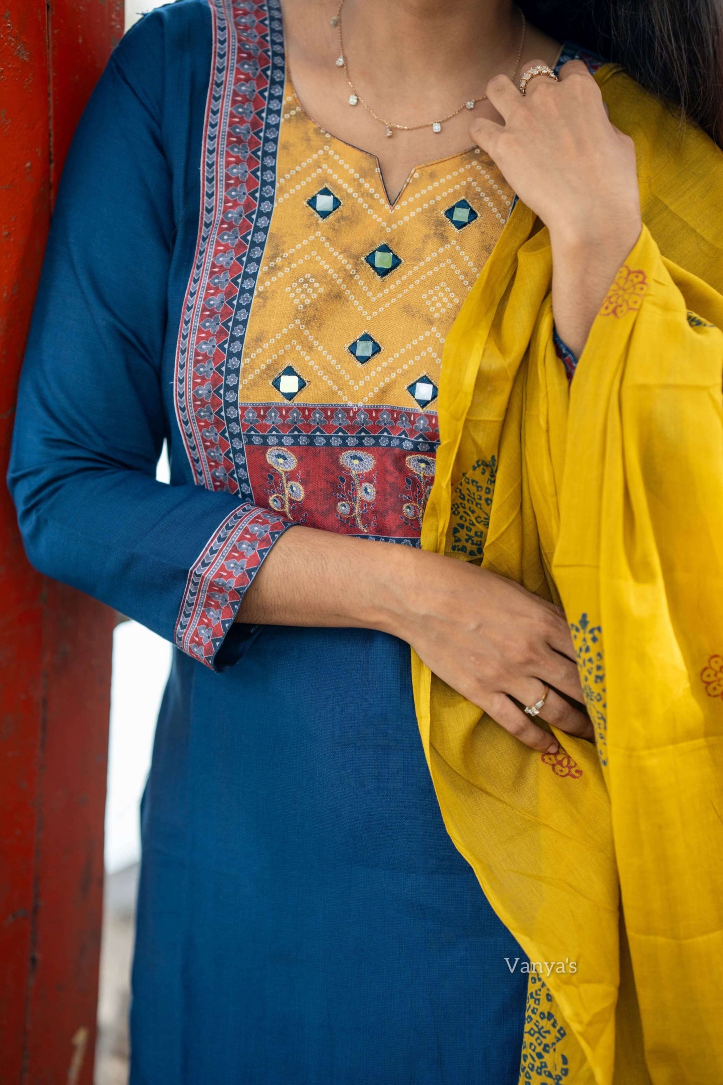 Nivea Blue straight-cut