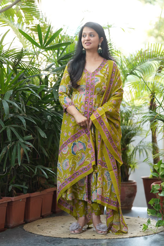 Parrot Floral print