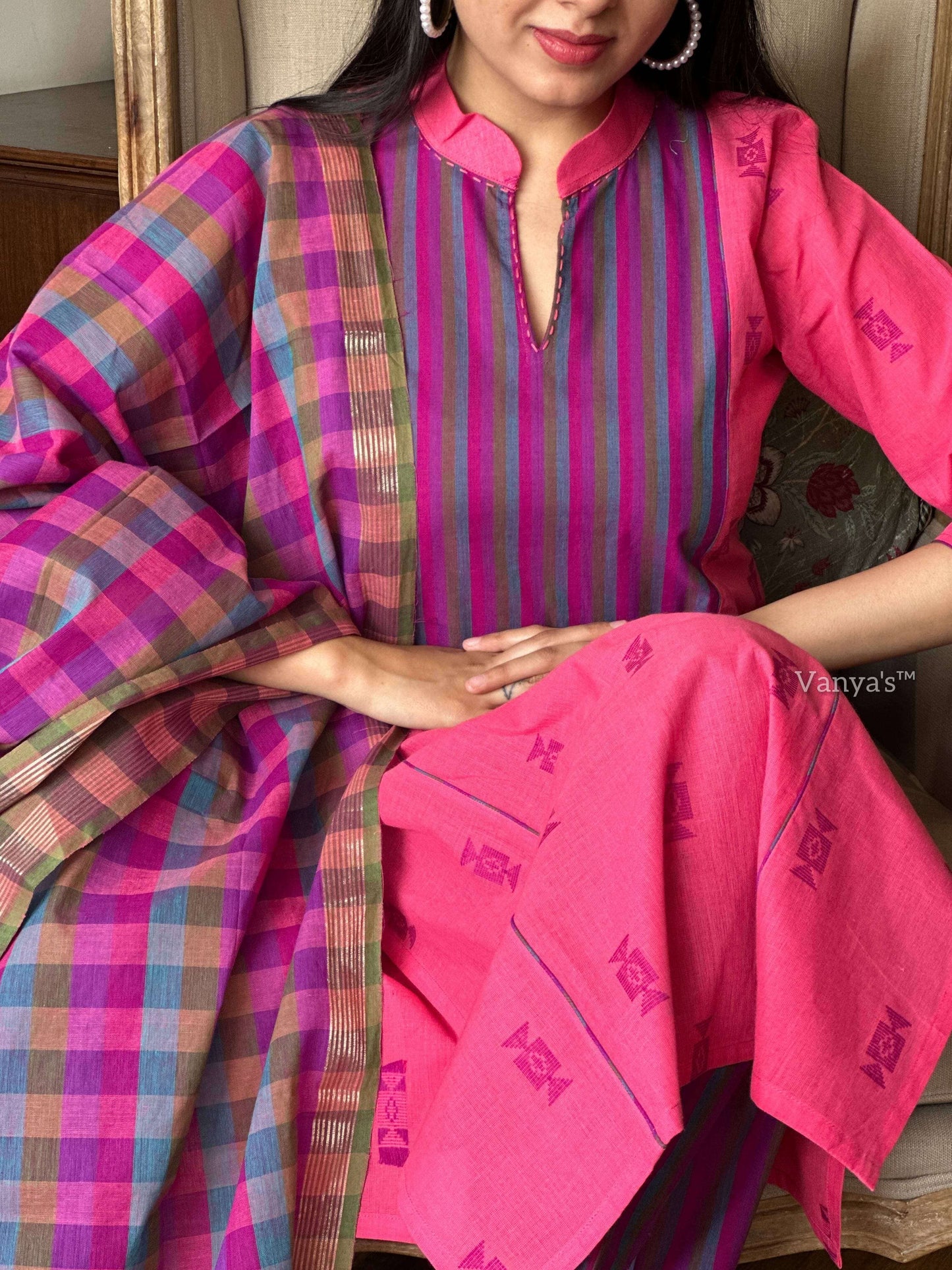 Pink handloom with Zari Dupatta