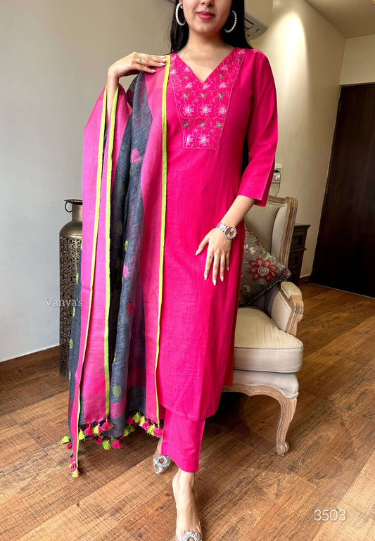 Rani Pink Embroidery & Linen duppata