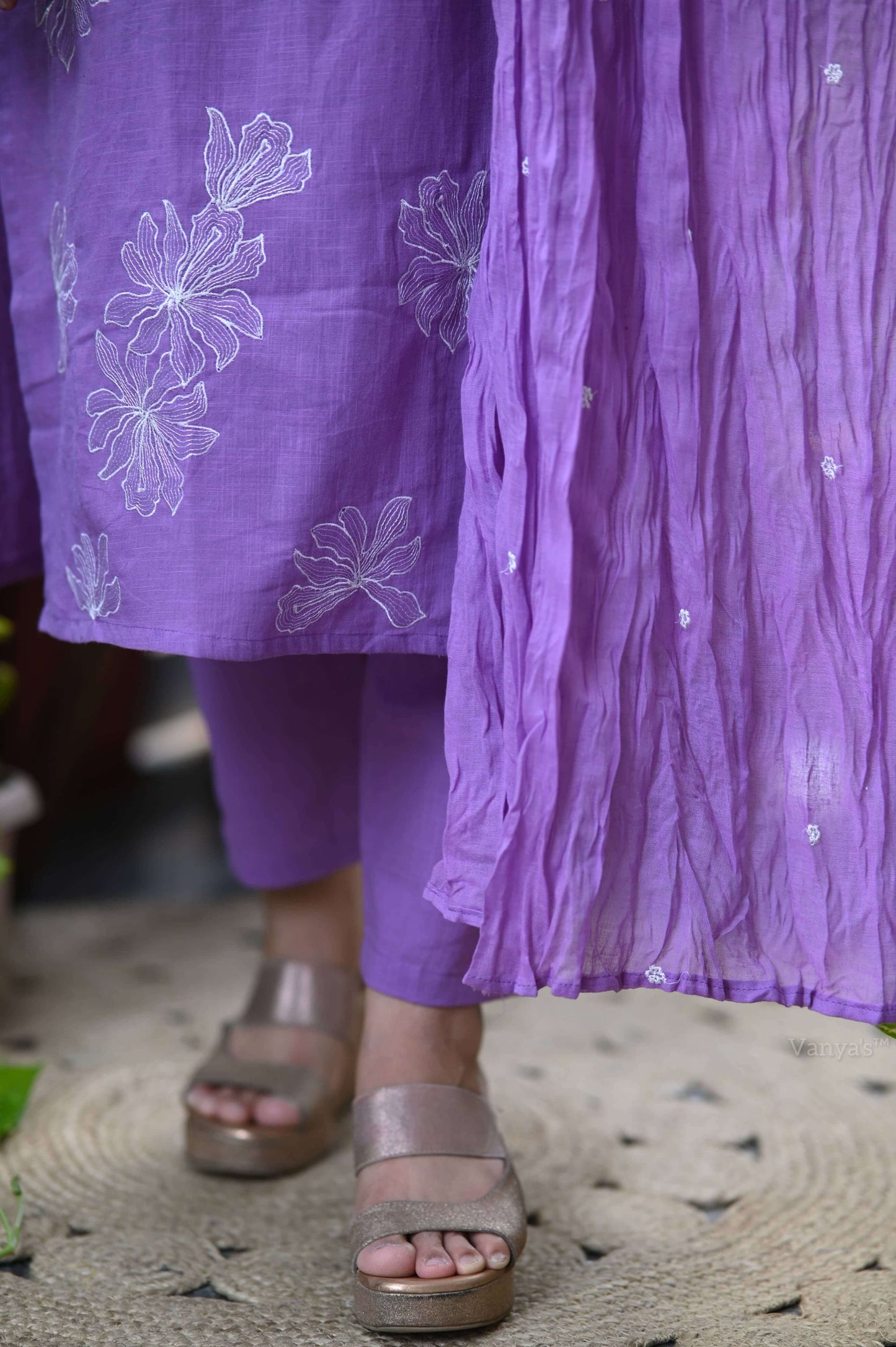 Lilac Handloom
