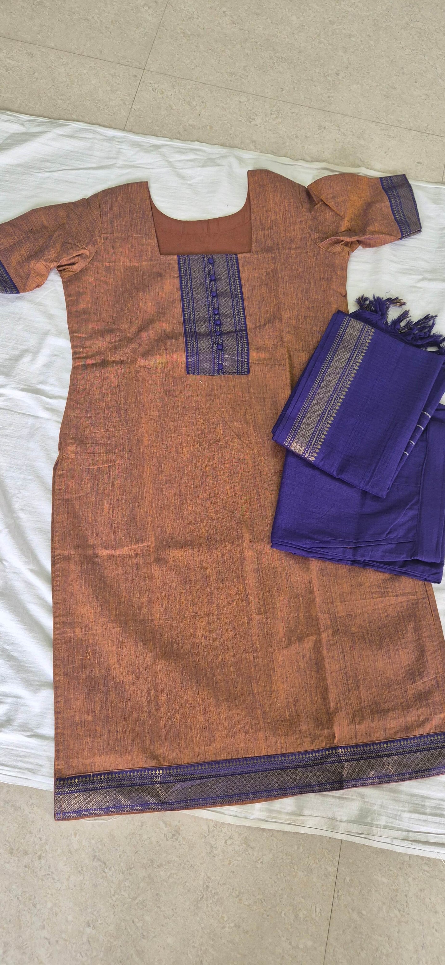 Square Neck Mangalagiri set