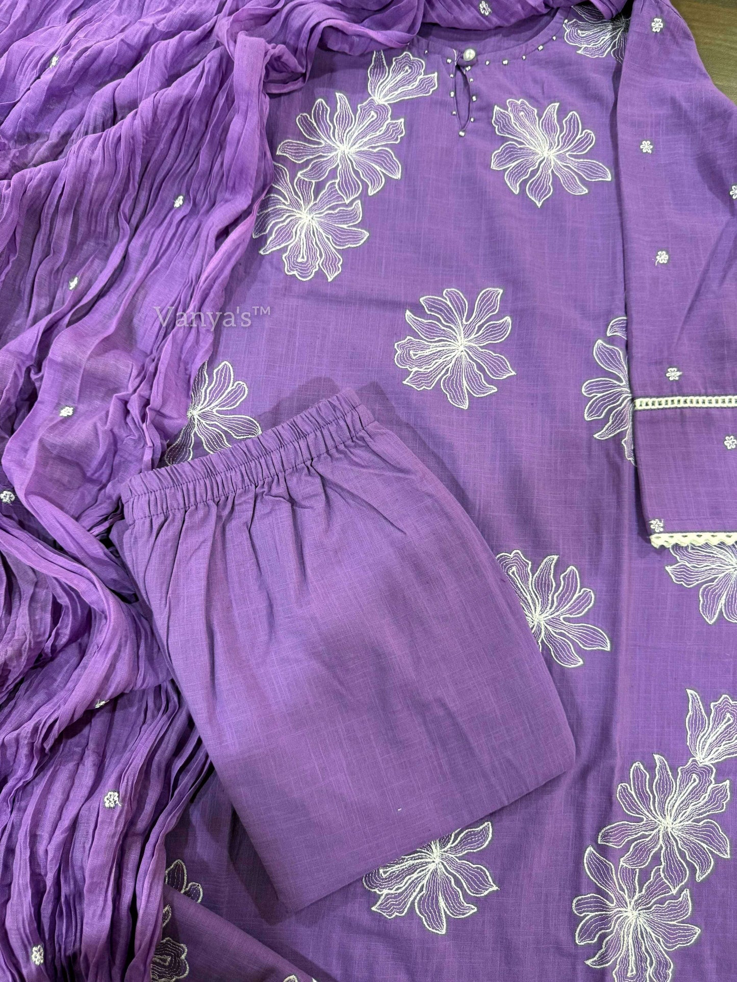 Lilac Handloom