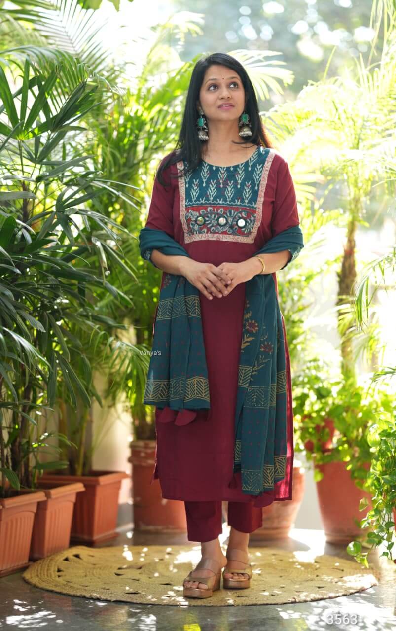 Heritage Cotton Mirror work