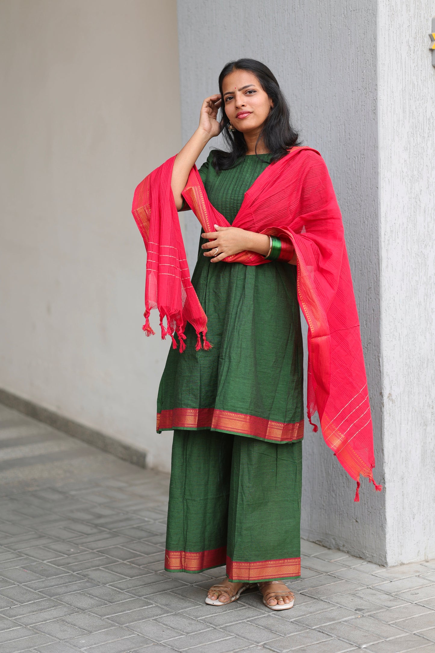 Pintex Green & Red Traditional